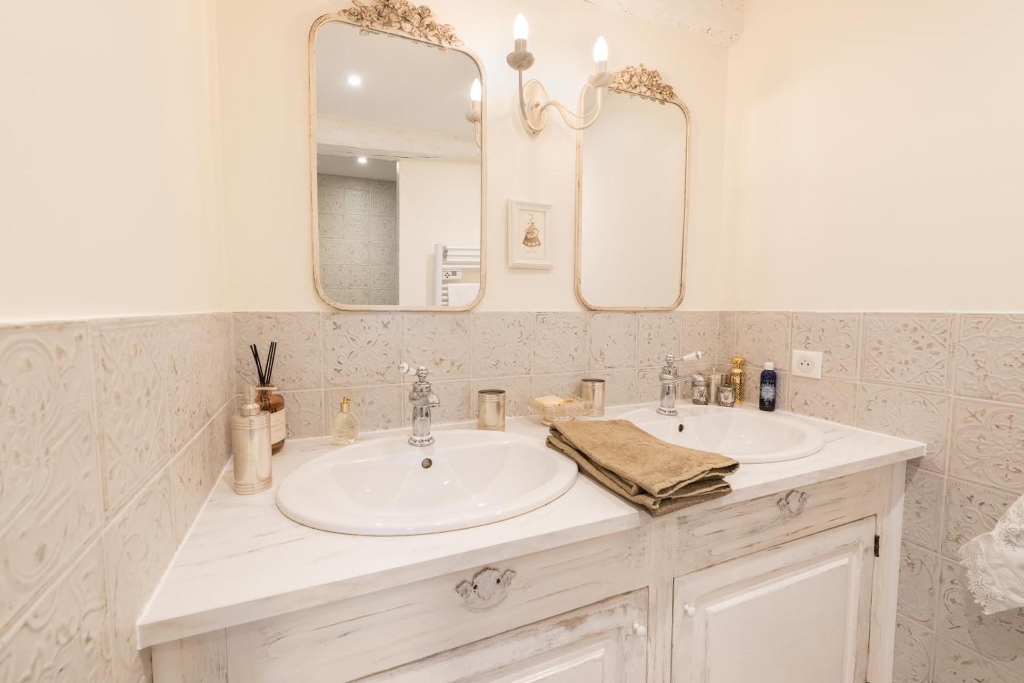 Cocon De Morgon Bed & Breakfast Villie Morgon Bagian luar foto